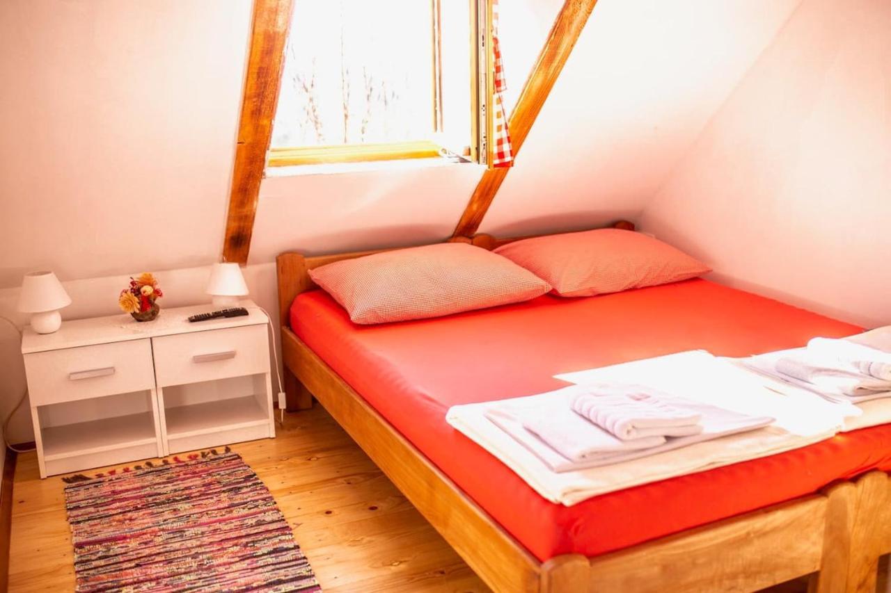 Gresna Pilnica Hotel Klenovnik ภายนอก รูปภาพ