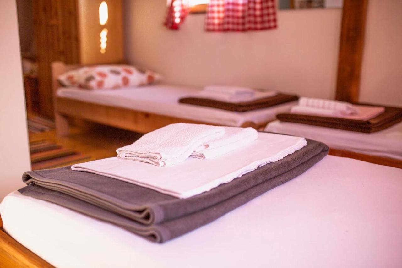 Gresna Pilnica Hotel Klenovnik ภายนอก รูปภาพ