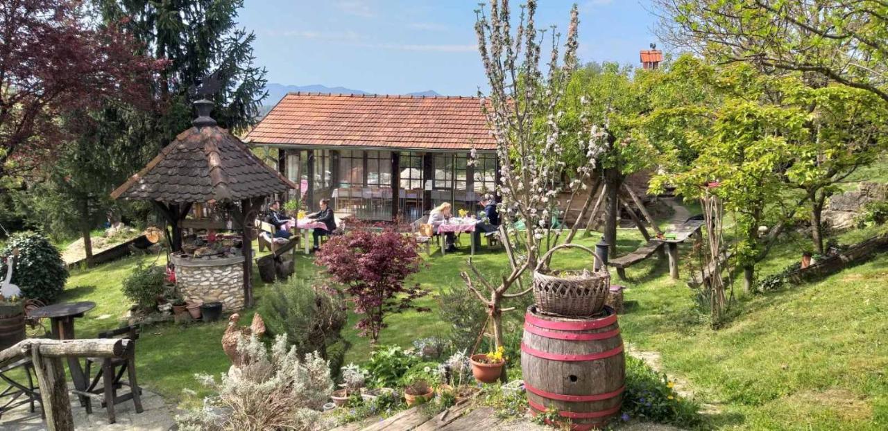 Gresna Pilnica Hotel Klenovnik ภายนอก รูปภาพ