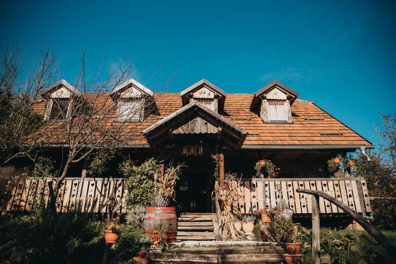 Gresna Pilnica Hotel Klenovnik ภายนอก รูปภาพ